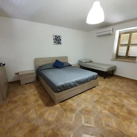 Latina Apartamento *
